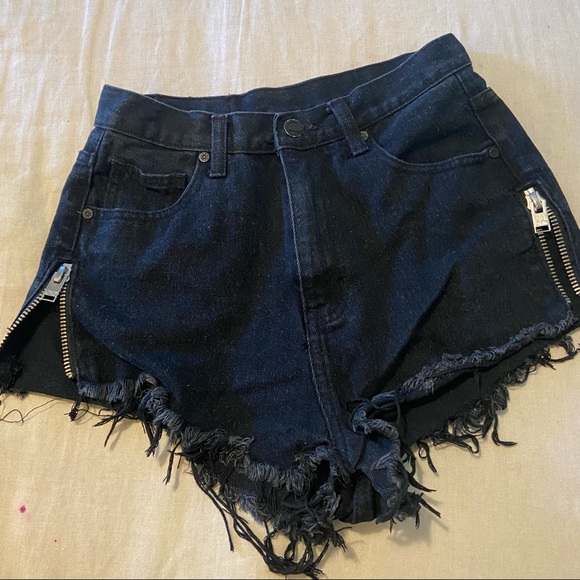 UNIF Pants - UNIF Black Denim Distressed Denim Shorts Cut Off